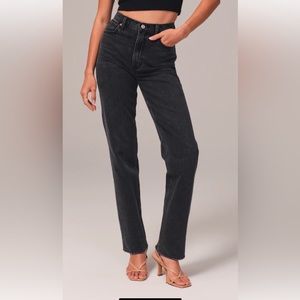 Abercrombie Ultra High Rise 90s Straight Jeans
